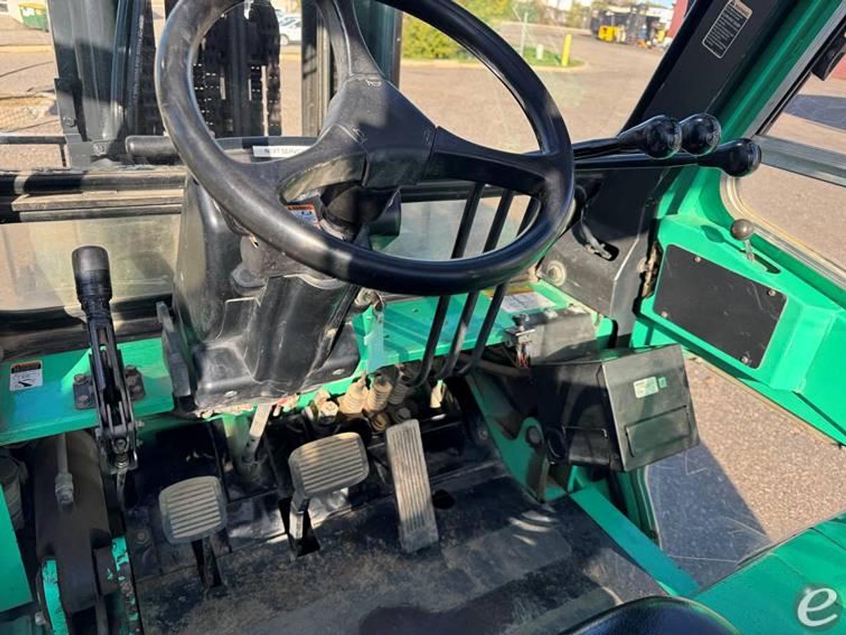 Used 2009 Mitsubishi FG40K