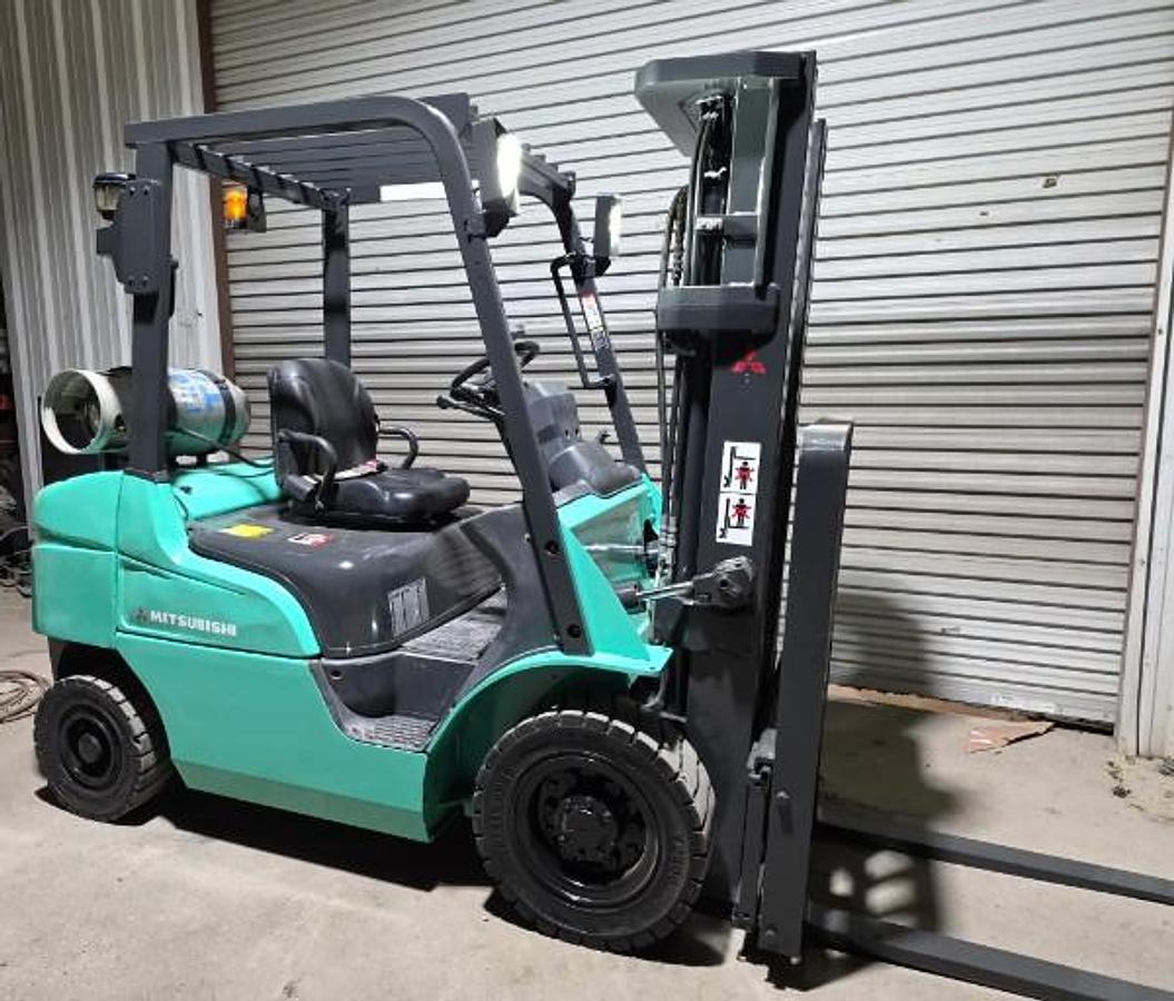 Refurbished 2017 Mitsubishi FG25N