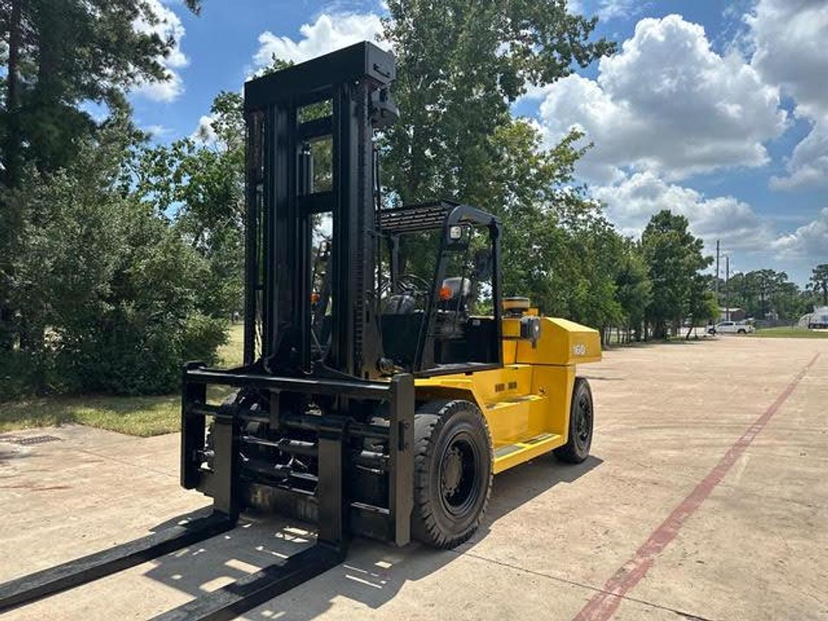 Used 2018 Komatsu FD160E-8