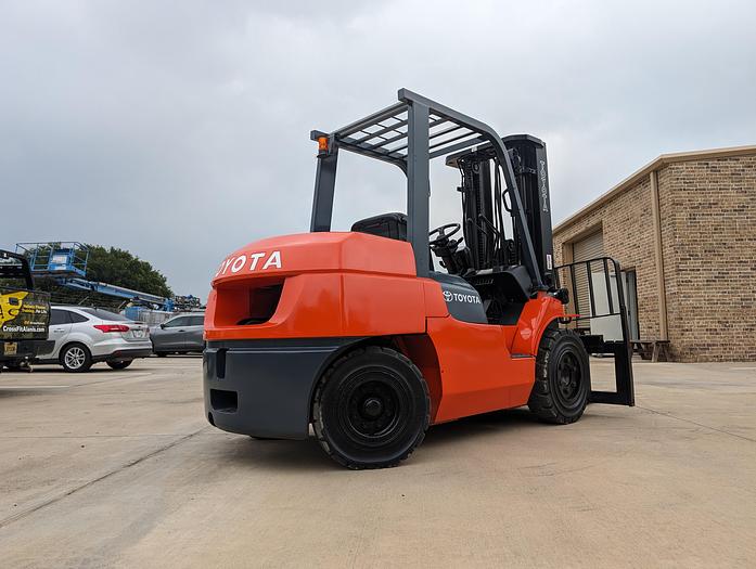 Refurbished Reconditioned: 2010 Toyota 7FDU35
