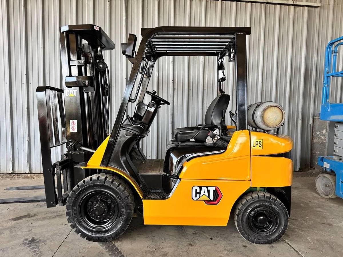 Refurbished 2020 CAT / Mitsubishi FG25N