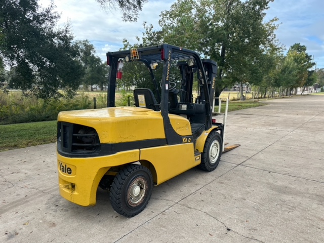 Used 2014 Yale GDP110VX