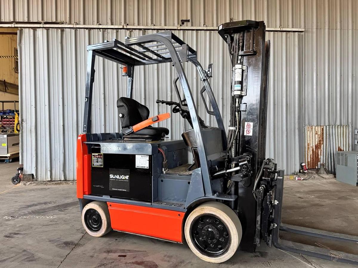 Refurbished 2020 Toyota 8FBCU32