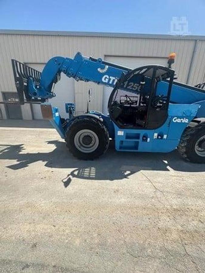 Used 2021 Genie GTH1256