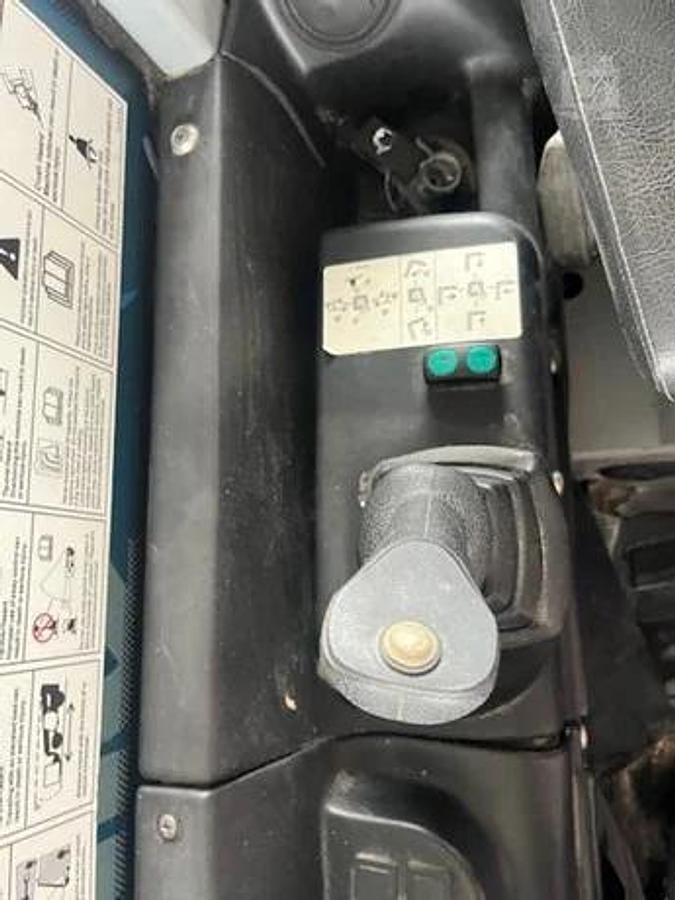 Used 2013 Genie GTH1544