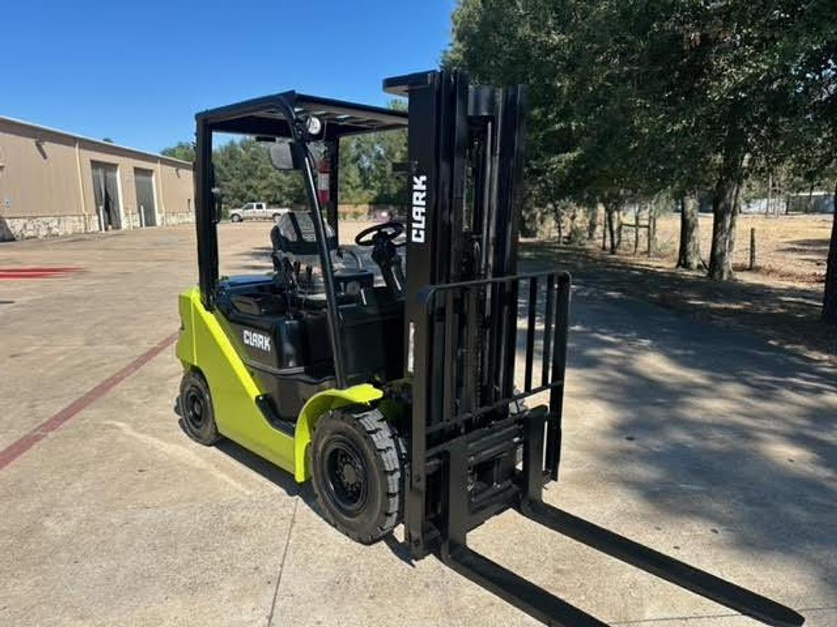 Refurbished RECONDITIONED: 2021 Clark S25D W/ WARRANTY