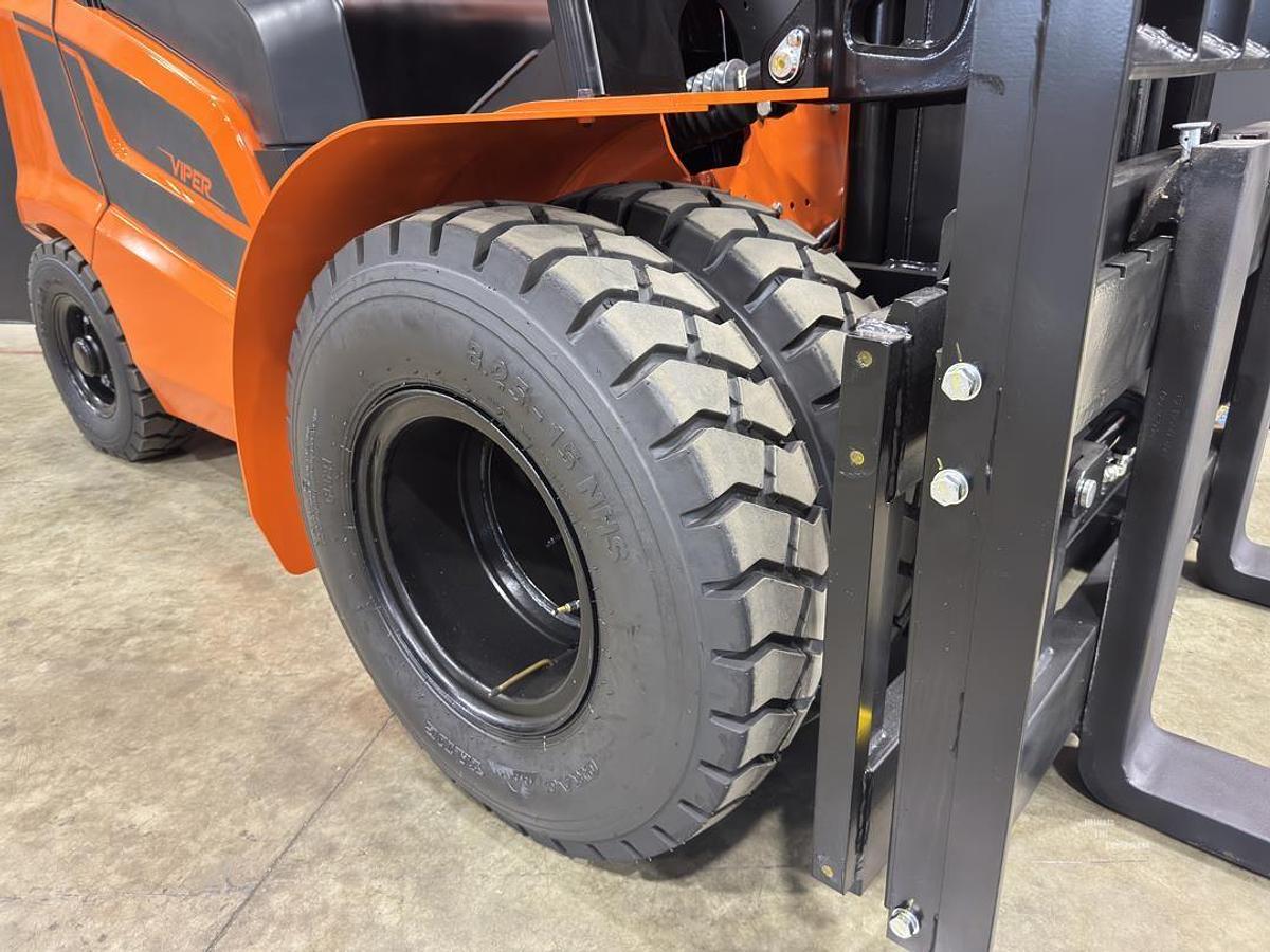 2027 VIPER FY55F