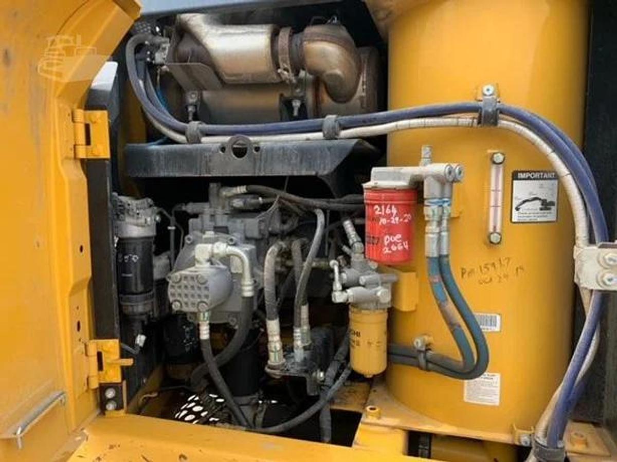 Used 2017 Deere 130G