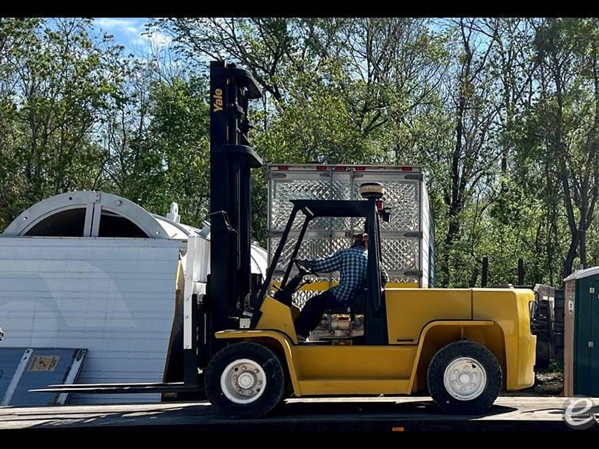 Used 2005 Yale GDP155