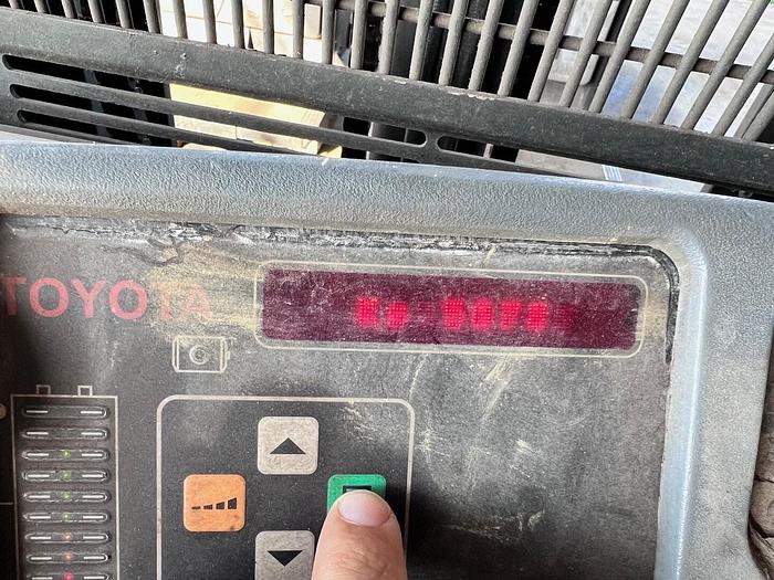 Used 2006 Toyota 7BRU18