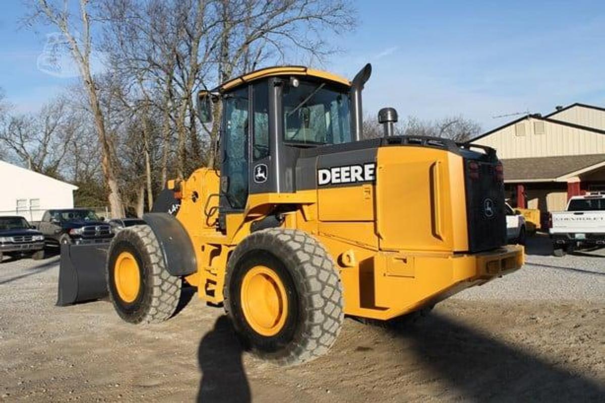 Used 2012 DEERE 544K