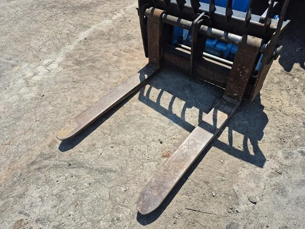 Used 2019 Genie GTH1544