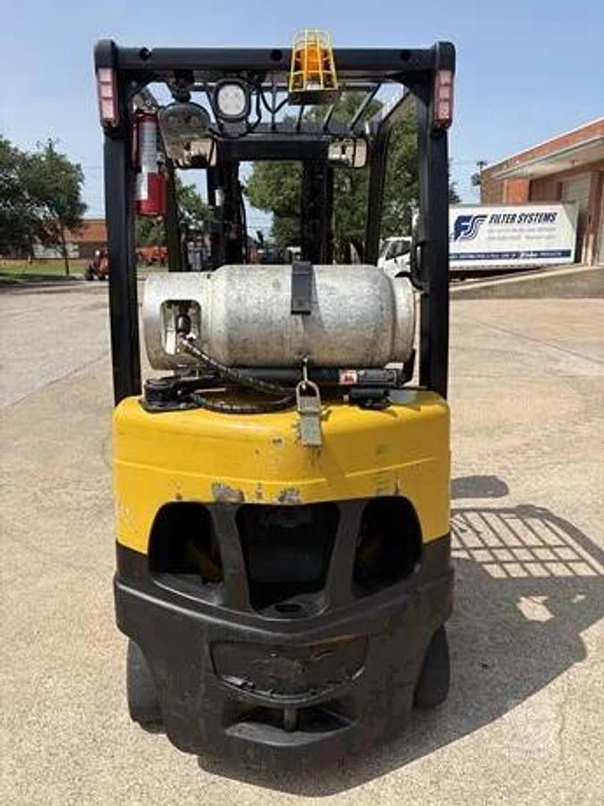 Refurbished 2000 YALE GLC050TG