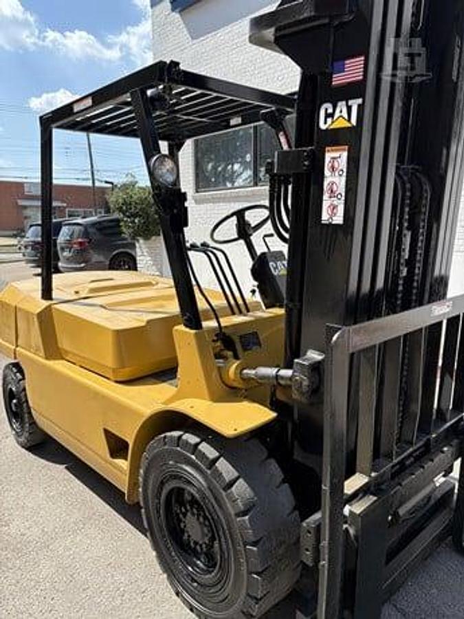 Refurbished 1995 CAT DP45
