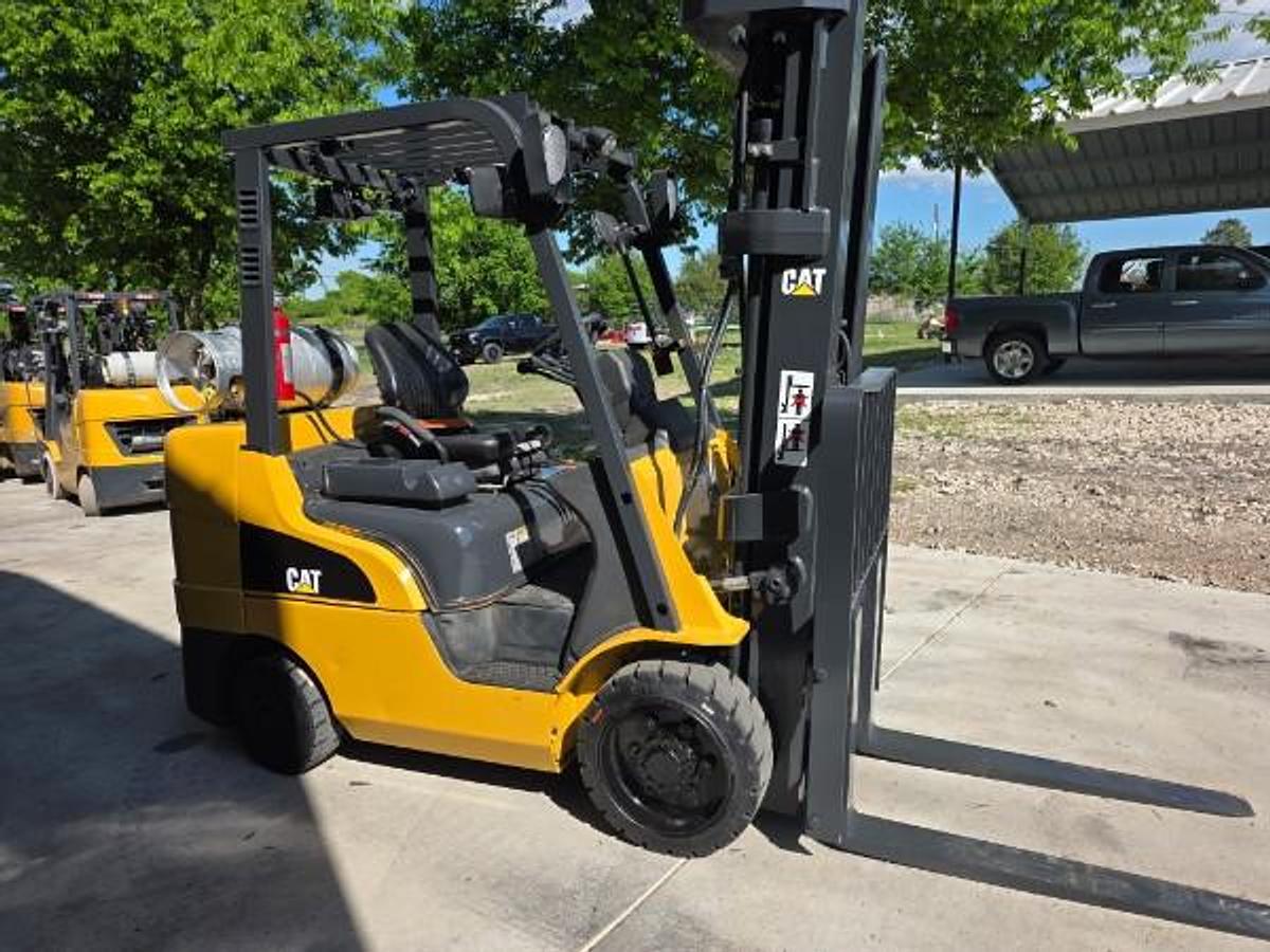 Refurbished RECONDITIONED: CAT 2C6000