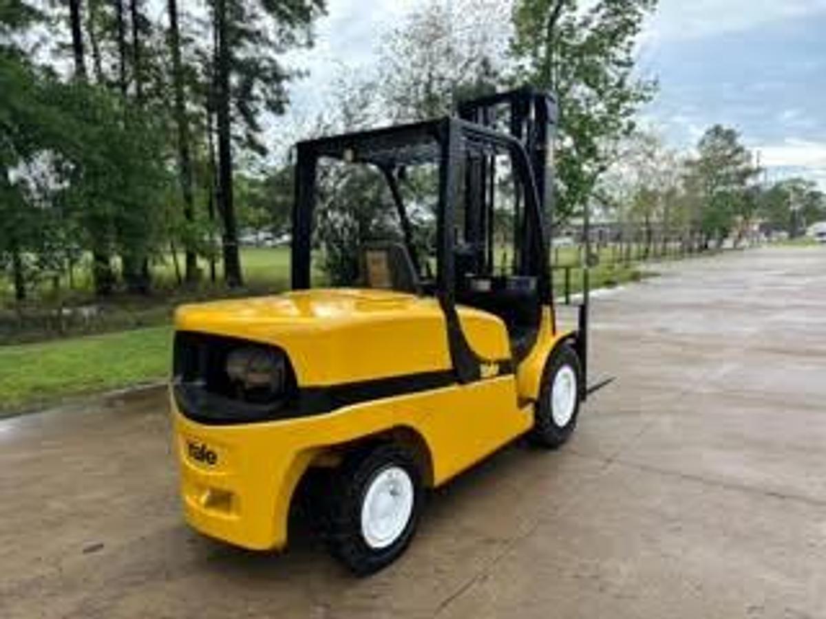 Used 2017 Yale GDP110VX