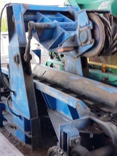 Used VK 450 DEBARKER SELF-CENTERING INFEED CONVEYOR