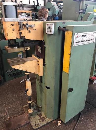 Usato PUNTATRICE CEA 100KW #ITA3967