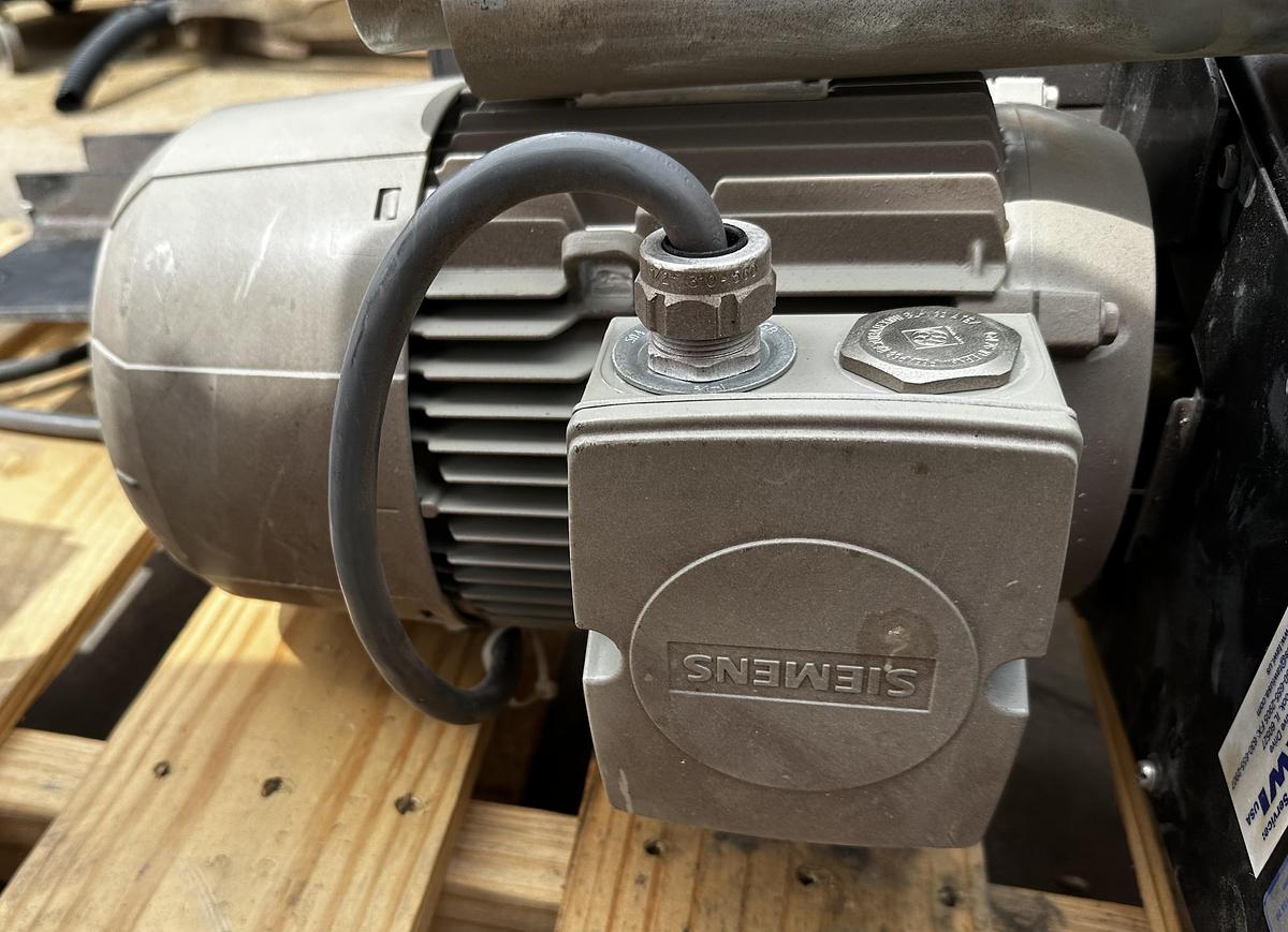 Used Tawi Lyftman Vacuum Lift System Pump SA350/2 ~ Foot VM180~ Filter unit ~ 40' in Rails +