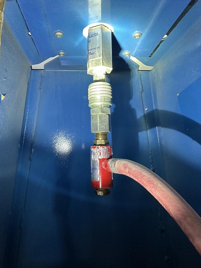 Used Her Saf Air Vac Clamp/ Vise # AVCQC