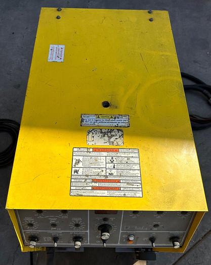 Used ESAB 36200 Heliarc 252 Tig Welder w/ Spool Gun Feeder 230/460V ~ 1ph (5313)
