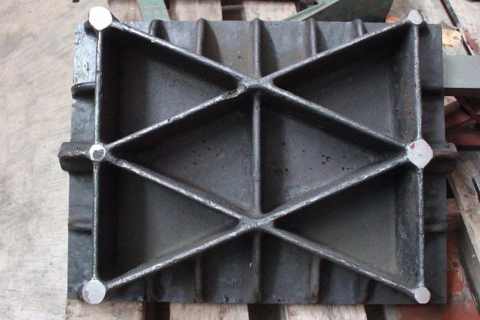 Used Machinists Machine Surface Plate Hand Scraped Cast Iron 24" x 18" (100215)