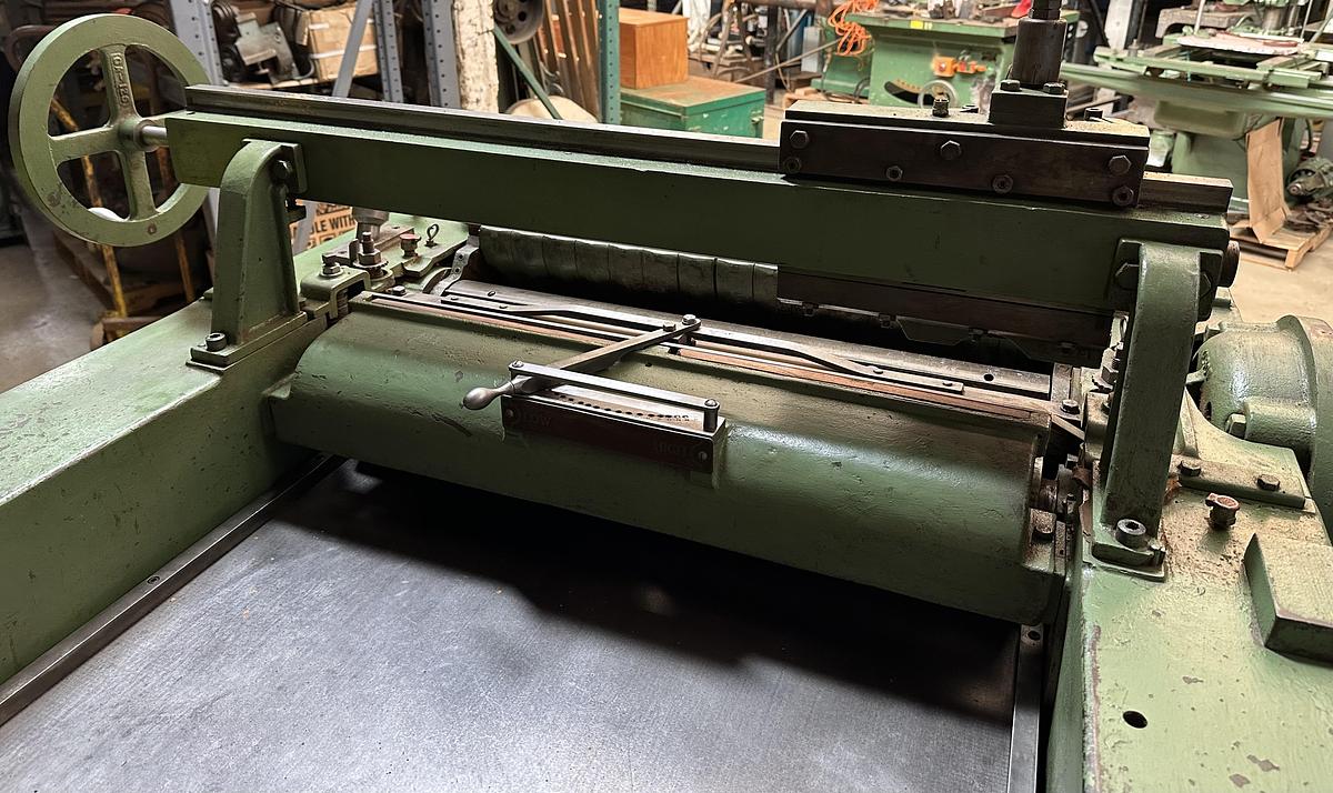 Used Buss 4L 30" Planer w/ Grinder & Jointer 220/440V 3ph