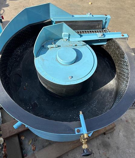 Automated Finishing Inc 3cf Industrial Vibratory Feed Bowl 5B3 Dual (6357) NEW