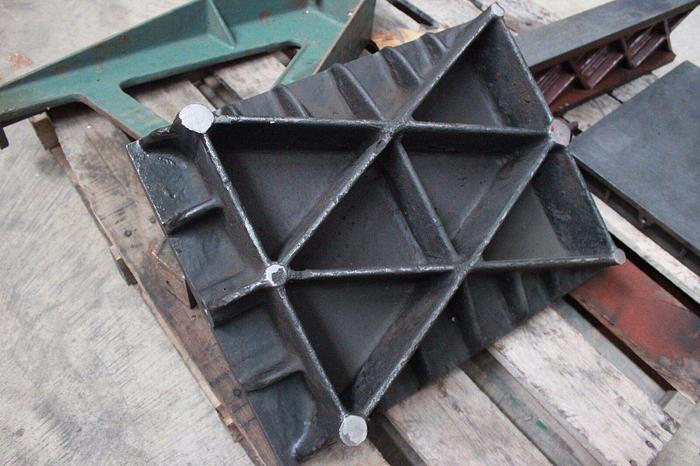Used Machinists Machine Surface Plate Hand Scraped Cast Iron 24" x 18" (100215)
