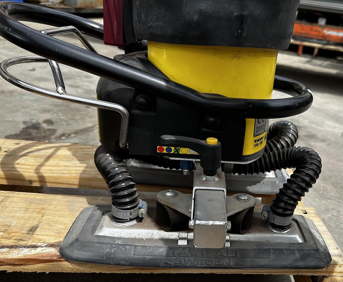 Used Tawi Lyftman Vacuum Lift System Pump SA350/2 ~ Foot VM180~ Filter unit ~ 40' in Rails +