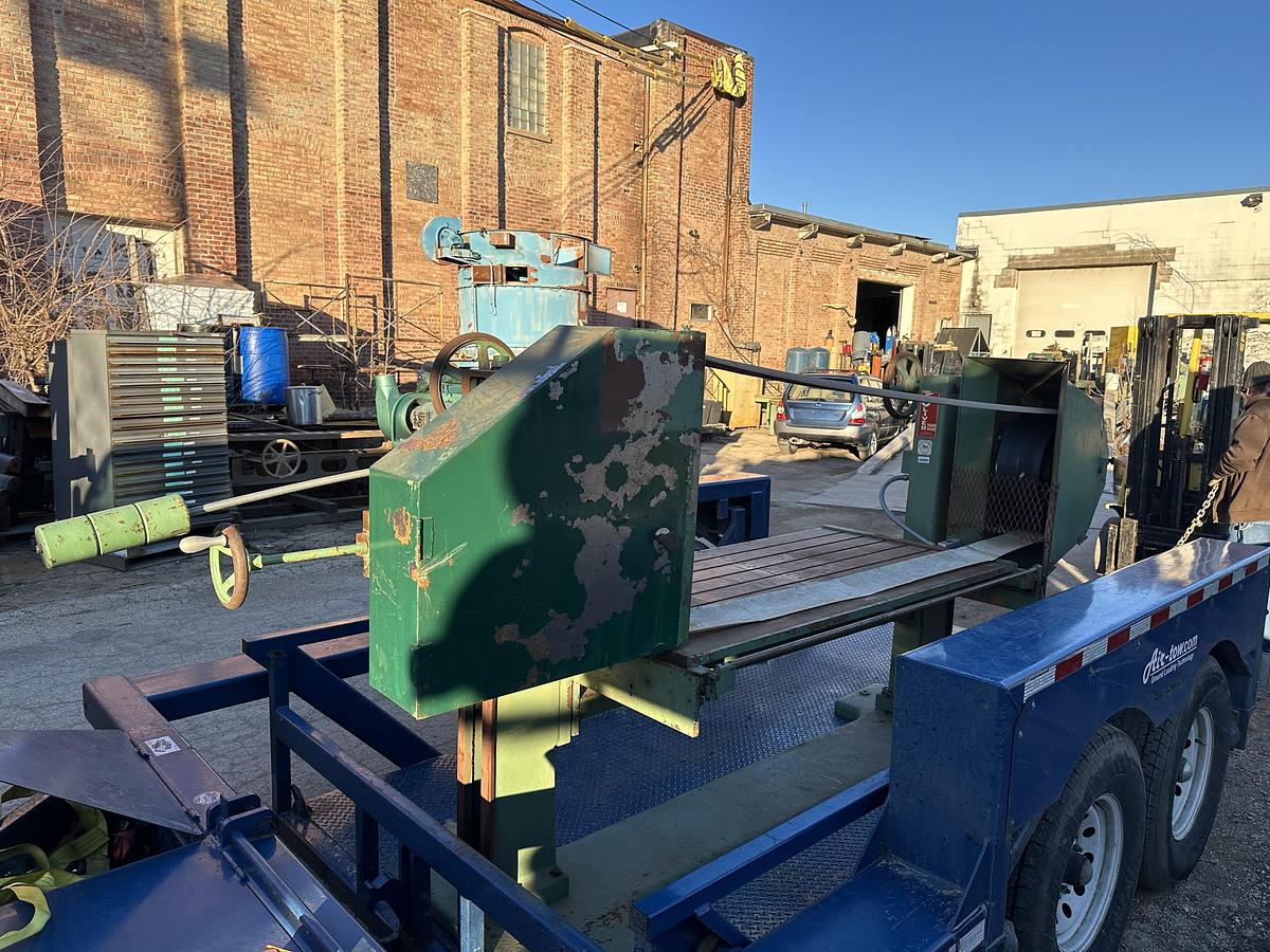 Used Oliver # 184-D Stroke Sander