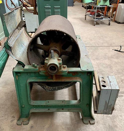 Used McKnight chair back sander (101626)