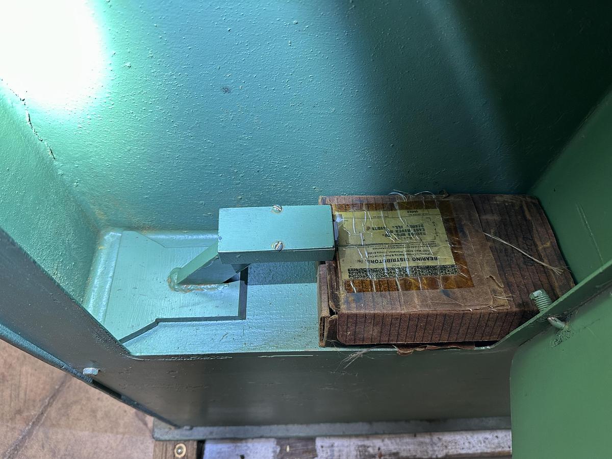 Used Buss 4L 30" Planer w/ Grinder & Jointer 220/440V 3ph