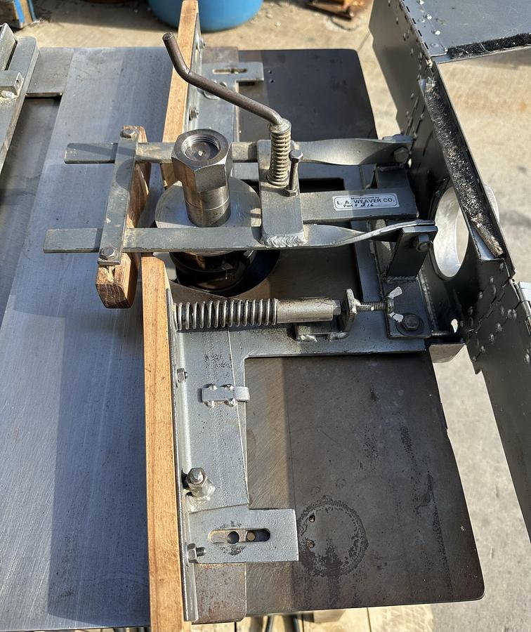 Used LA Weaver Shaper  1 1/4" Spindle ~ 220V ~ 1ph Tenon Jig Panel Hold Down +