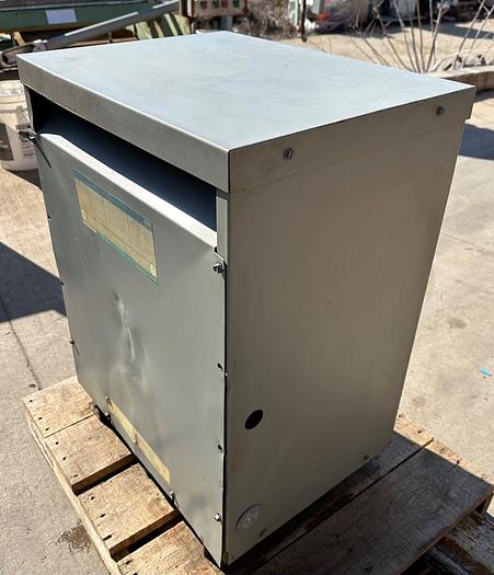 Used GE Transformer # 9T23B3883 45KVA Pri 480V Sec 240V (5711)
