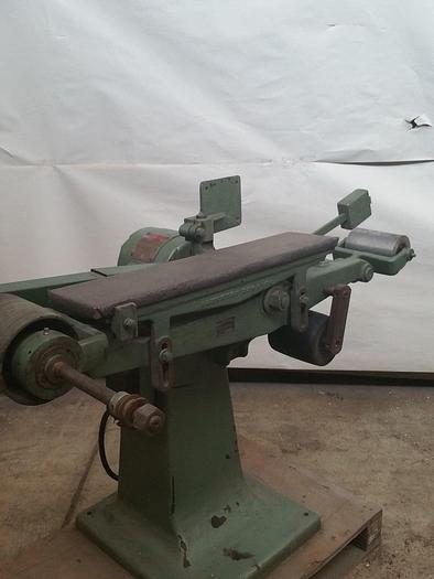 Used Universal belt sander Premier tilting head 6 inch belt 7x28 platen