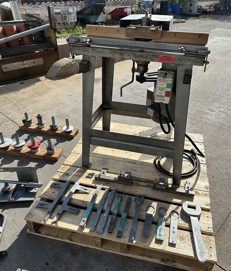 Used LA Weaver Shaper  1 1/4" Spindle ~ 220V ~ 1ph Tenon Jig Panel Hold Down +