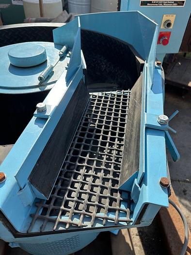 Automated Finishing Inc 3cf Industrial Vibratory Feed Bowl 5B3 Dual (6357) NEW