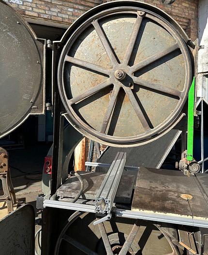 Used Crescent 32" Direct Drive Band Saw ~ 220V ~ 3hp ~ 3ph (6215)