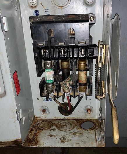 Used Broker Electric 30kva Transformer 580V Pri 200V Sec (101651)