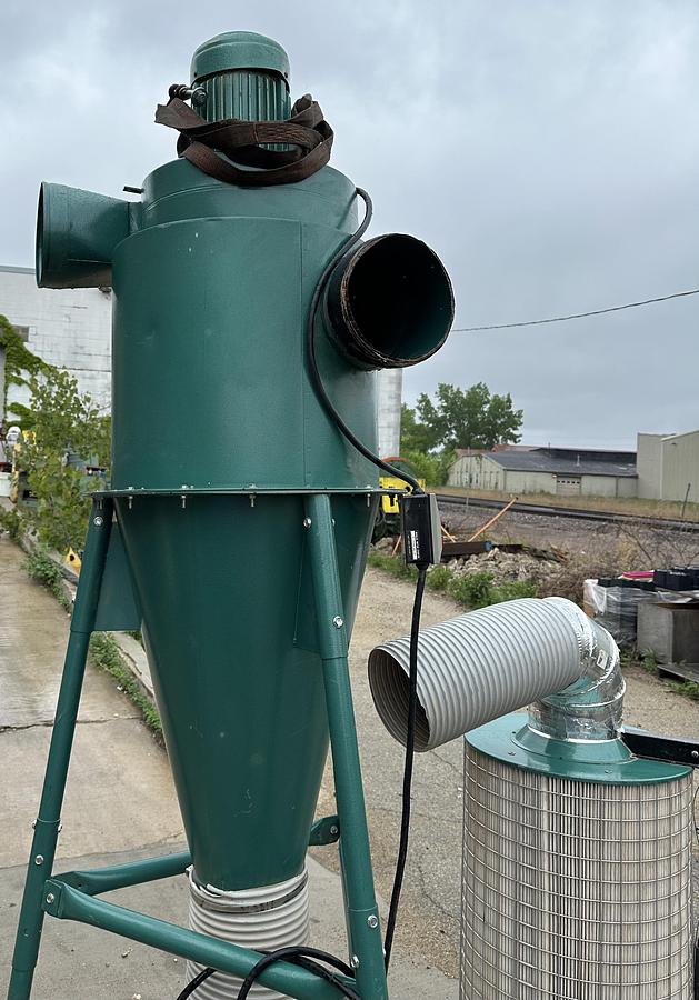 Used Grizzly G0525 Dust Collector 3hp 220V 1ph 1800 CFM