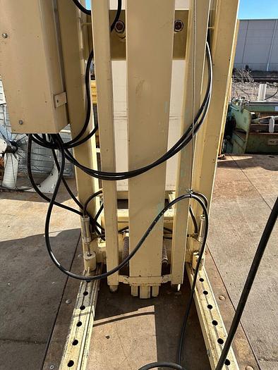 Used Uhling HP3000 Case Clamp  (5598)