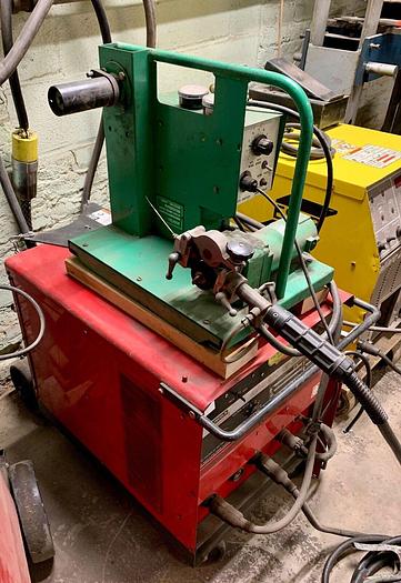 Used Lincoln Idealarc Digital Mig Welder CV-300 w/ Linde feeder # MIG-35 (101560)