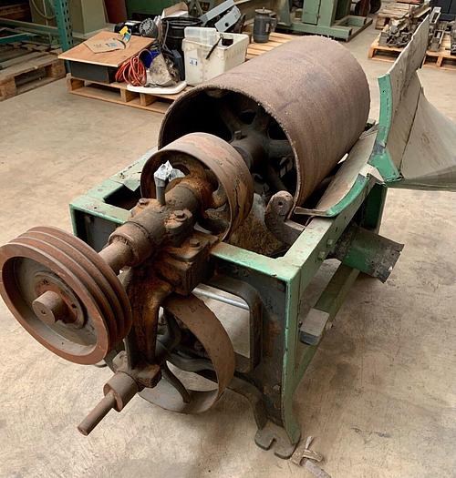 Used McKnight chair back sander (101626)