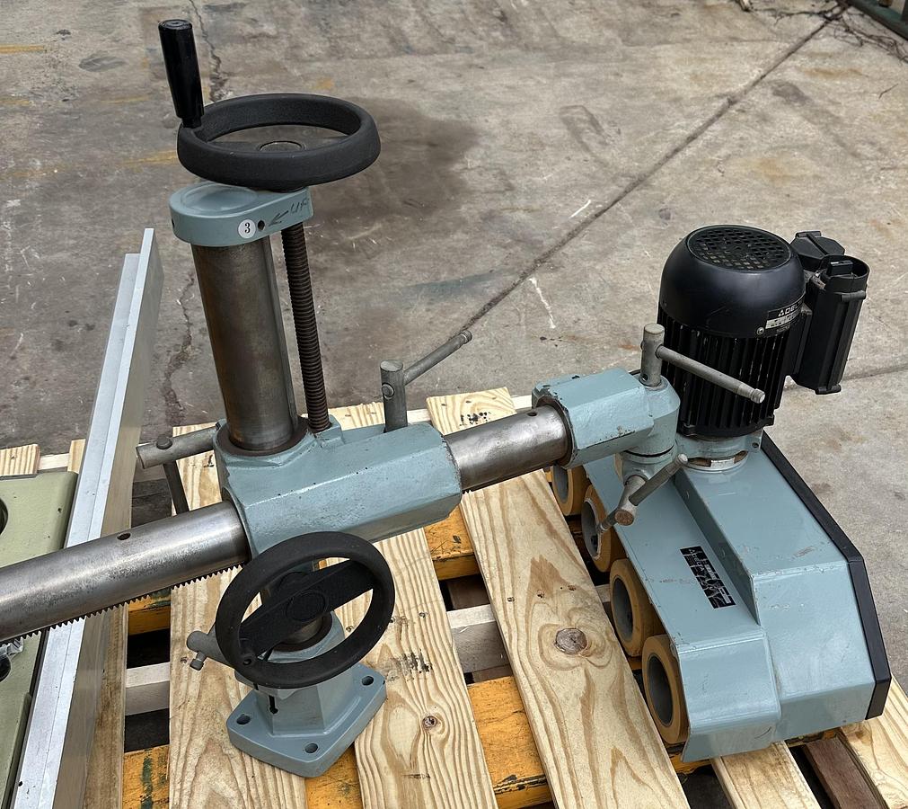 Used Delta 36-840 Power Feeder 8 Sp ~ 1hp ~ 3ph