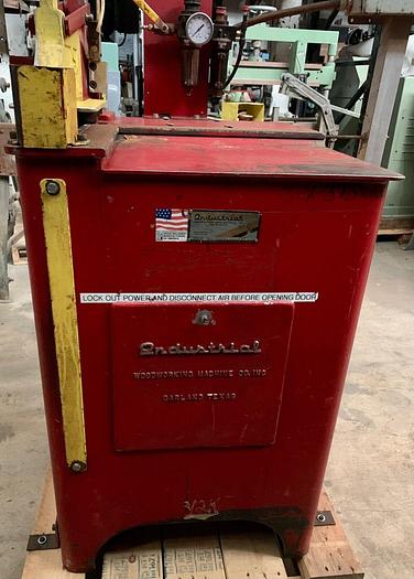 Used Industrial Woodworking Machine Co Uncut Saw 16" Blade & Conveyers (101732)