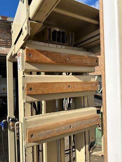 Used Uhling HP3000 Case Clamp  (5598)