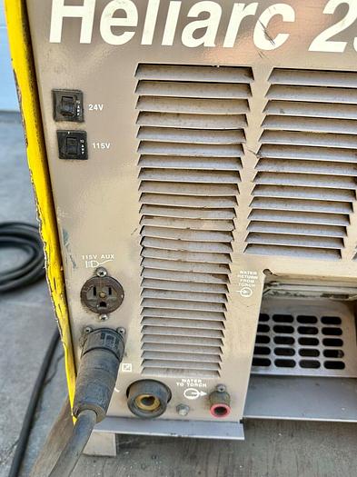 Used ESAB 36200 Heliarc 252 Tig Welder w/ Spool Gun Feeder 230/460V ~ 1ph (5313)
