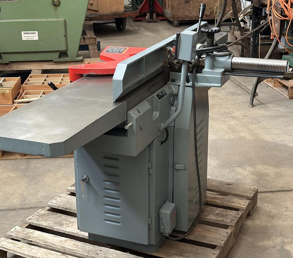 Used Delta Invicta 12" Joiner # DJ-30 w/ Parallelogram Bed