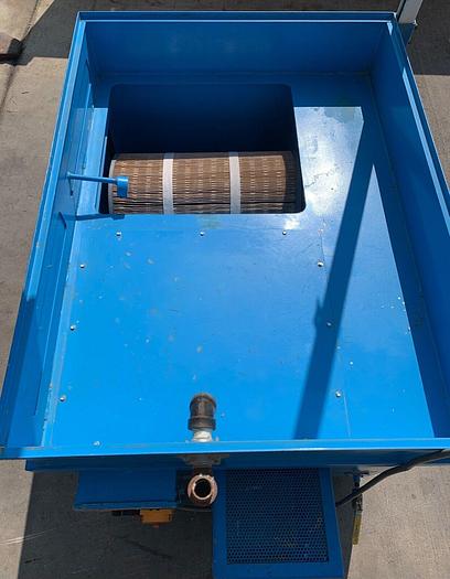 Used Denray Downdraft Table # 3444B Super w/Light 2hp 3ph 220/460 (101869)